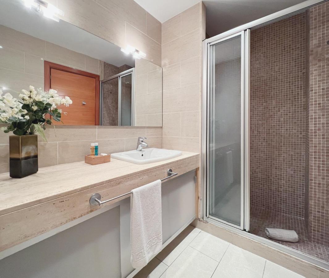 Stay U-Nique Apartments Sant Eudald II Barcelona Bagian luar foto